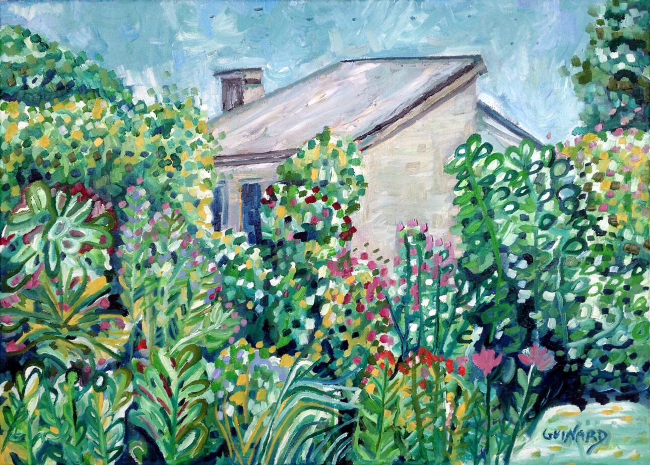 Haus hinter Garten